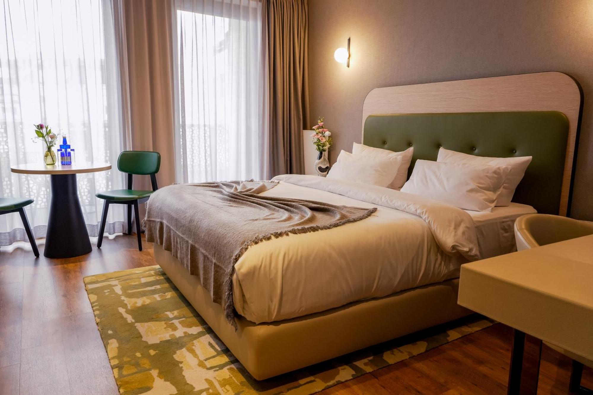 Fourty Three Luxury Serviced Apartments — Foto’s 1